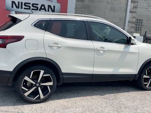Used 2022 Nissan Rogue Sport SL w/ Premium Package image 25