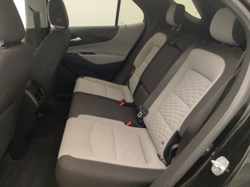 Used 2020 Chevrolet Equinox LS w/ LS Convenience Package FWD image 18