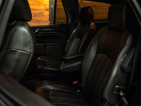 Used 2016 Buick Enclave Leather AWD/4WD image 9