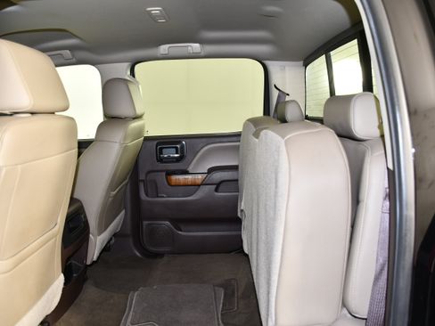 Used 2017 GMC Sierra 1500 SLT w/ SLT Premium Package AWD/4WD image 32