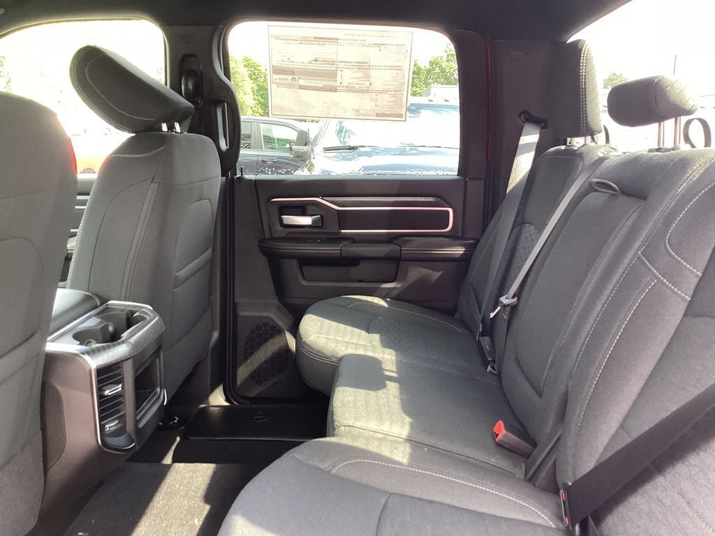 New 2026 RAM 3500 Big Horn AWD/4WD image 14