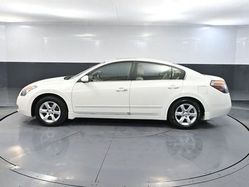 Used 2009 Nissan Altima 2.5 S w/ Convenience Plus Pkg image 8