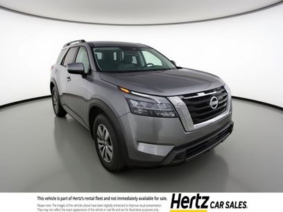 Used 2025 Nissan Pathfinder SV