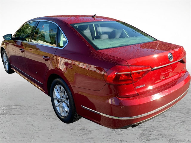Used 2016 Volkswagen Passat 1.8T S FWD image 4