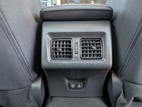 Used 2025 Toyota Camry LE w/ Convenience Package FWD image 7