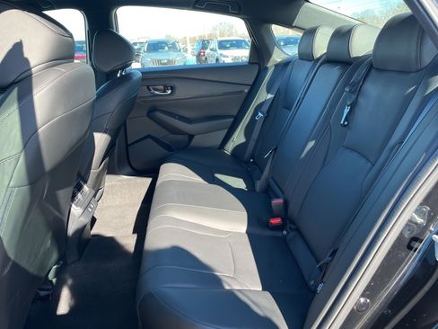 Used 2025 Honda Accord Sport image 16