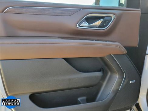 Used 2021 Chevrolet Suburban High Country image 18
