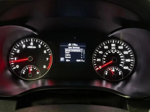 Used 2019 Kia Optima EX FWD image 11