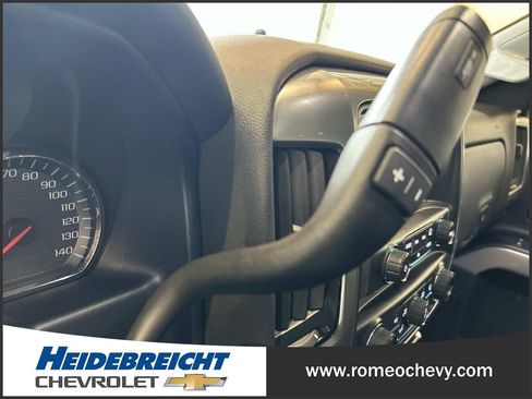 Used 2018 Chevrolet Silverado 1500 LT w/ All Star Edition AWD/4WD image 24