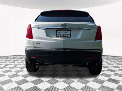 Used 2017 Cadillac XT5 Premium Luxury AWD/4WD image 18