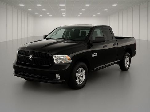 Used 2018 RAM 1500 Express w/ Express Value Package image 1
