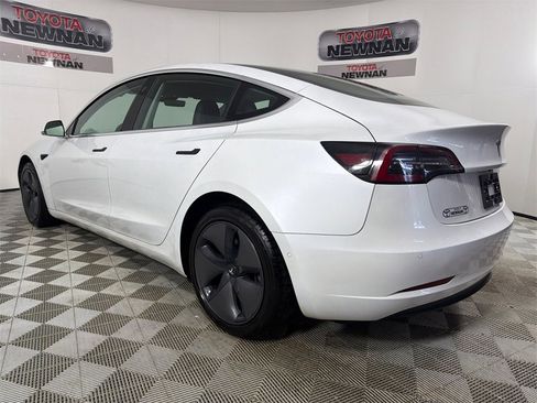 Used 2020 Tesla Model 3 Standard Range Plus image 7