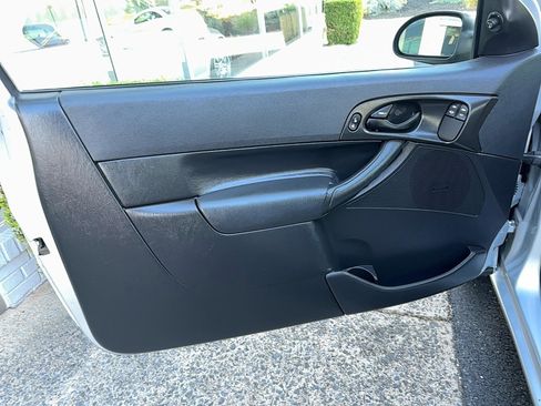 Used 2007 Ford Focus SES image 13