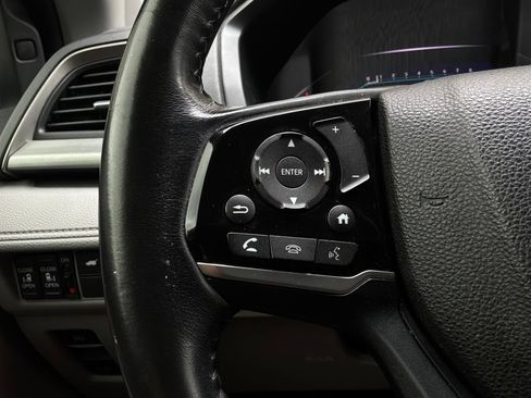 Used 2018 Honda Odyssey EX-L image 36