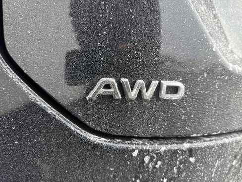 Certified 2025 Honda Pilot Touring image 5