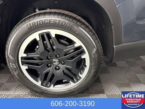 New 2026 Honda Pilot Touring image 8