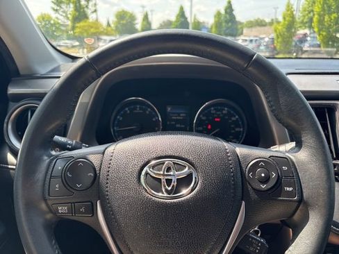 Used 2016 Toyota RAV4 XLE FWD image 14