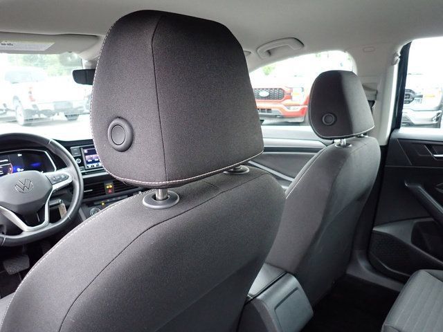 Used 2024 Volkswagen Jetta S FWD image 17