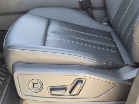 Certified 2026 Audi Q5 Premium w/ Convenience Package AWD/4WD image 31