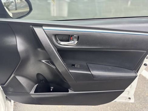 Used 2016 Toyota Corolla S FWD image 25