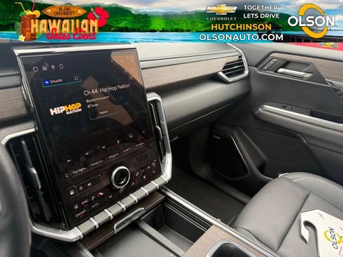 Used 2024 GMC Acadia Denali w/ LPO, Floor Liner Package image 22