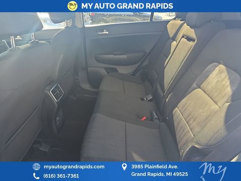 Used 2019 Kia Sportage LX image 37
