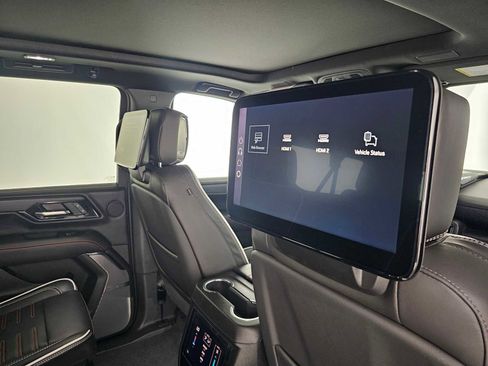 New 2026 GMC Yukon XL AT4 Ultimate AWD/4WD image 13