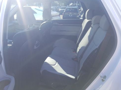Used 2023 Hyundai Palisade SE w/ Cargo Package image 12