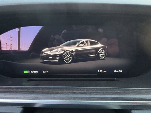 Used 2022 Tesla Model S AWD/4WD image 30