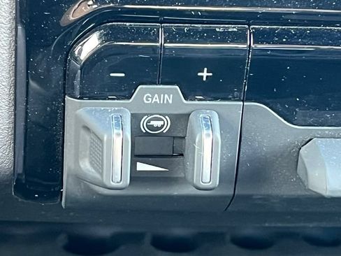 Used 2025 RAM 2500 Big Horn AWD/4WD image 31