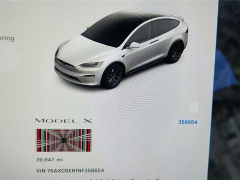 Used 2022 Tesla Model X Plaid image 42
