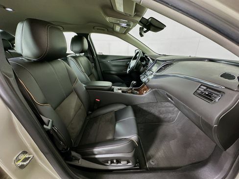 Used 2014 Chevrolet Impala LT image 30