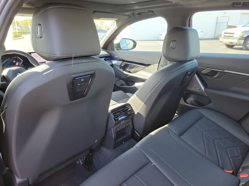 Used 2026 BMW 530i w/ M Sport Package image 11