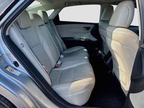 Used 2016 Toyota Avalon XLE Premium FWD image 28