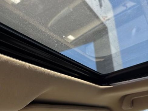 Used 2010 Honda Odyssey EX-L image 5