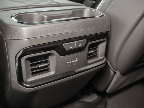 New 2026 GMC Sierra 1500 AT4X image 39