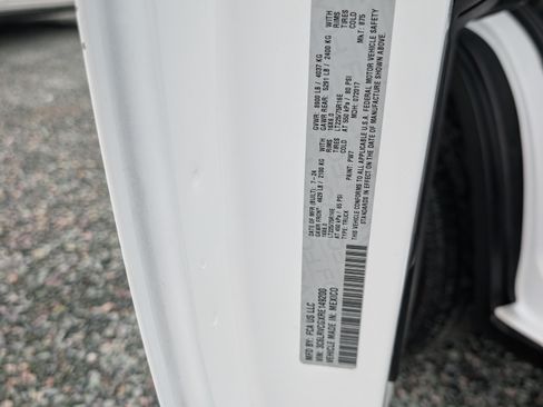 Used 2024 RAM ProMaster 2500 w/ Convenience Group FWD image 16