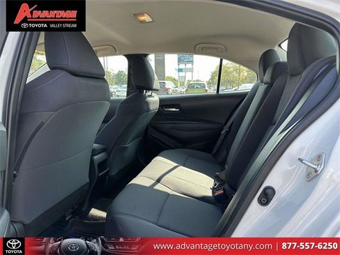Used 2020 Toyota Corolla LE image 18