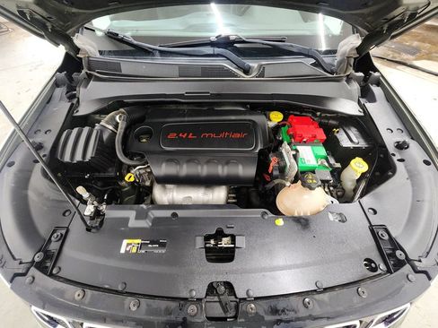 Used 2019 Jeep Compass Limited AWD/4WD image 34