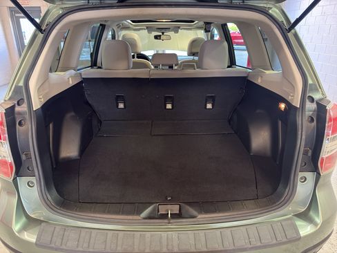 Used 2016 Subaru Forester 2.5i Premium AWD/4WD image 32