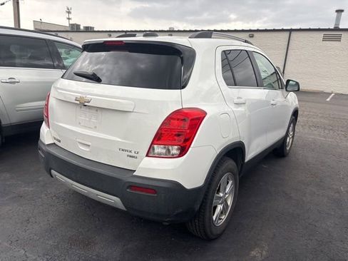 Used 2016 Chevrolet Trax LT w/ LT Convenience Package image 4
