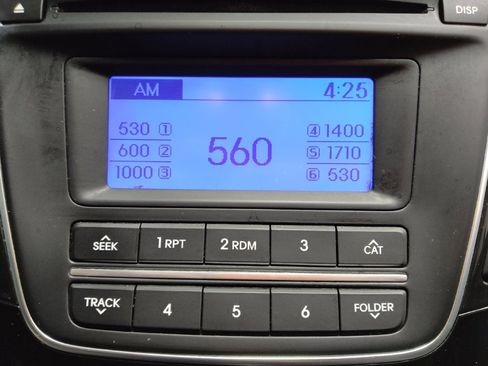 Used 2014 Hyundai Elantra GT FWD image 25