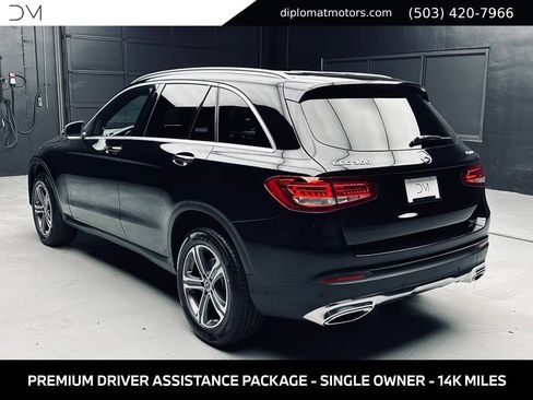 Used 2018 Mercedes-Benz GLC 300 4MATIC image 5