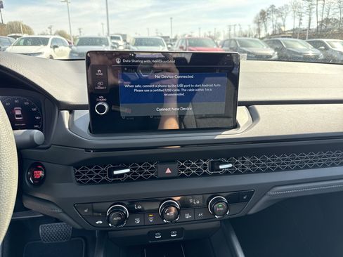 New 2026 Honda Accord SE image 24