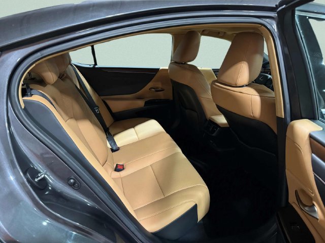 Used 2024 Lexus ES 350 w/ Premium Package FWD image 27