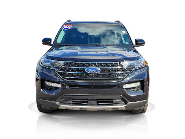 Certified 2023 Ford Explorer XLT w/ Equipment Group 202A AWD/4WD image 2