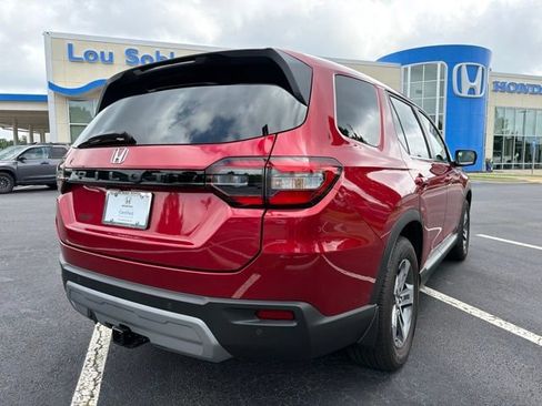 Certified 2025 Honda Pilot EX-L image 6