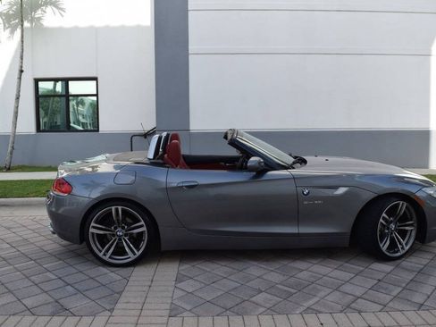 Used 2011 BMW Z4 sDrive35i RWD image 50
