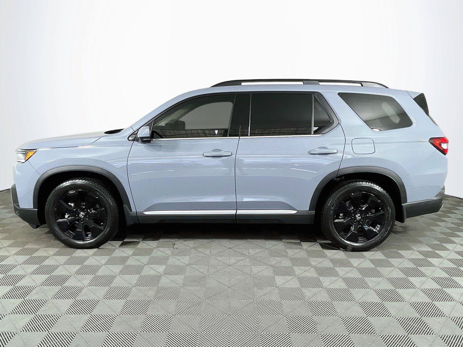 Used 2026 Honda Pilot image 4
