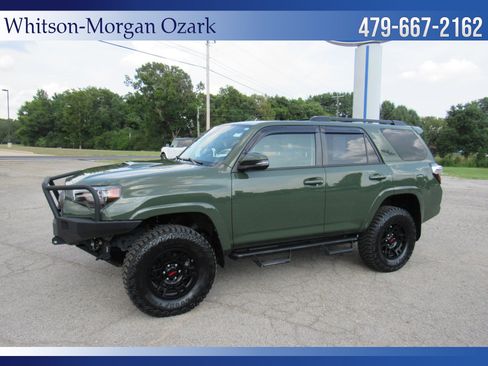 Used 2022 Toyota 4Runner TRD Off-Road Premium w/ Moonroof Package AWD/4WD image 6